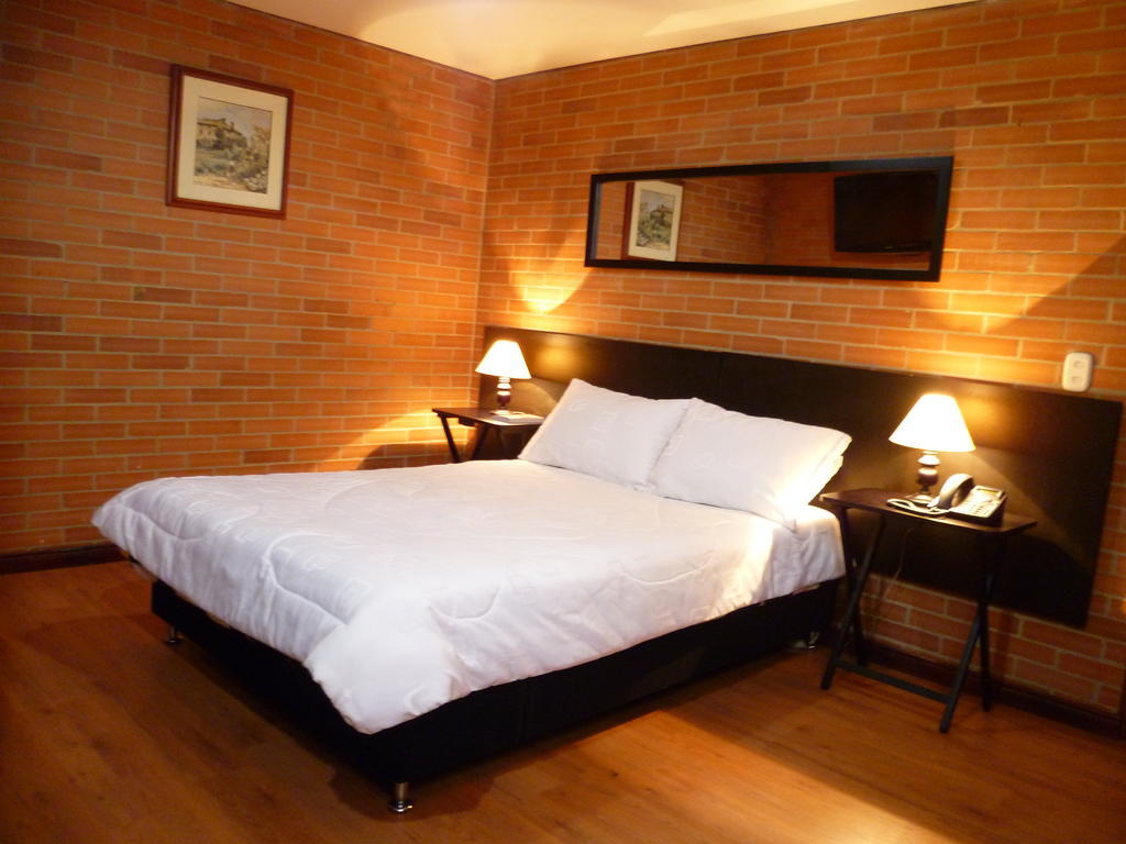 Hotel Bogota Astral Kültér fotó